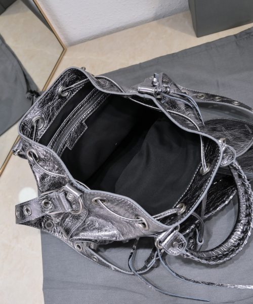 Le Cagole Small Bucket Bag In Black/Dark Blue/Sliver Tone For Women 11.8in/30 cm 7024321VG9Y1000