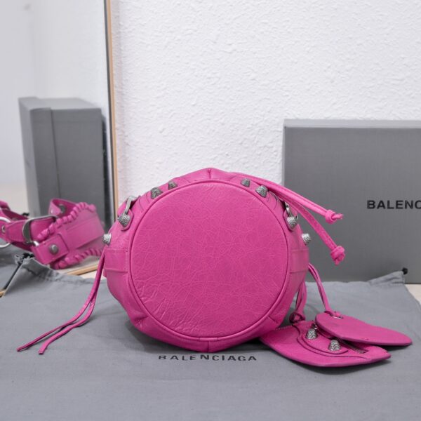 Le Cagole Xs Bucket Bag Purple/Pink/Red/Blue/Green For Women 7.8in/20 cm