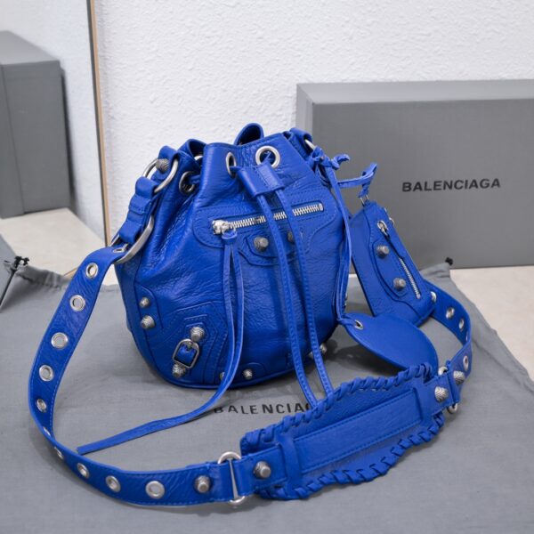 Le Cagole Xs Bucket Bag Purple/Pink/Red/Blue/Green For Women 7.8in/20 cm