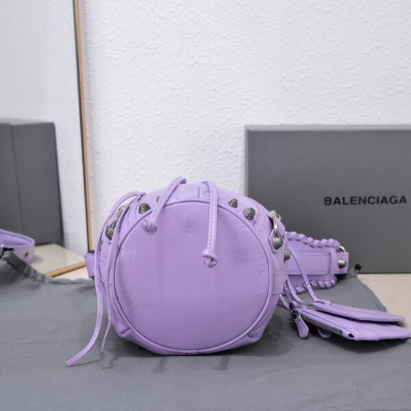 Le Cagole Xs Bucket Bag Purple/Pink/Red/Blue/Green For Women 7.8in/20 cm