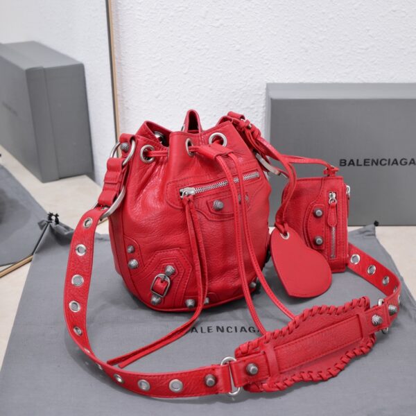 Le Cagole Xs Bucket Bag Purple/Pink/Red/Blue/Green For Women 7.8in/20 cm
