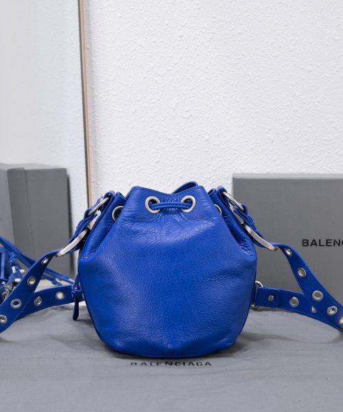 Le Cagole Xs Bucket Bag Purple/Pink/Red/Blue/Green For Women 7.8in/20 cm