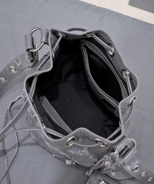 Le Cagole Xs Bucket Bag White/Black/Light Black/Grey/Light Grey For Women 7.8in/20 cm 7024311VG9Y9104