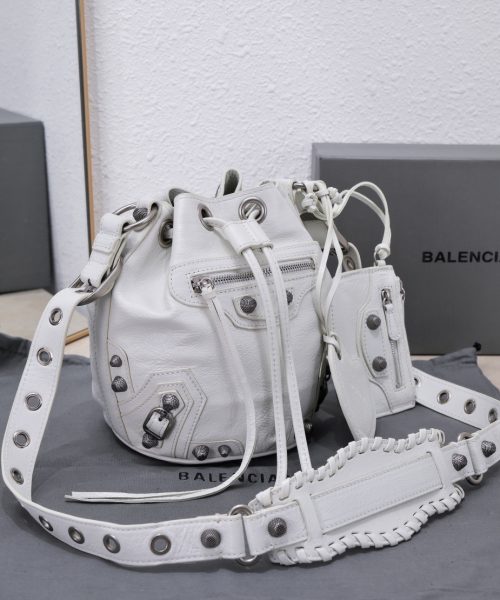 Le Cagole Xs Bucket Bag White/Black/Light Black/Grey/Light Grey For Women 7.8in/20 cm 7024311VG9Y9104
