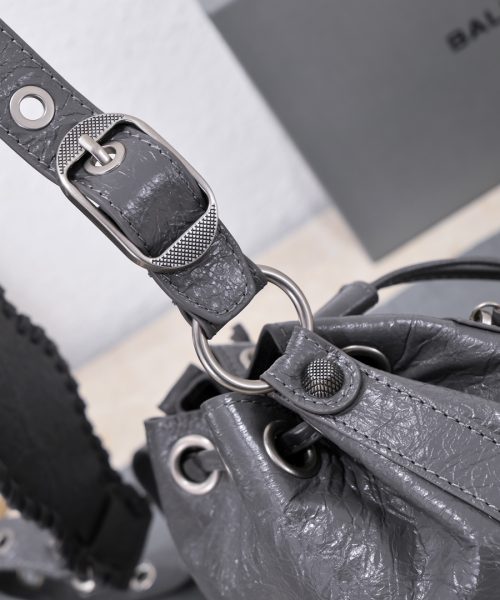 Le Cagole Xs Bucket Bag White/Black/Light Black/Grey/Light Grey For Women 7.8in/20 cm 7024311VG9Y9104