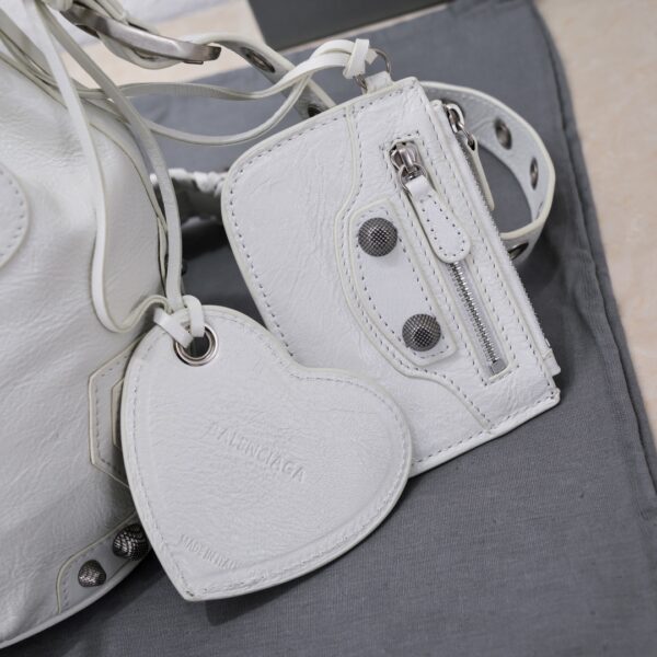 Le Cagole Xs Bucket Bag White/Black/Light Black/Grey/Light Grey For Women 7.8in/20 cm 7024311VG9Y9104