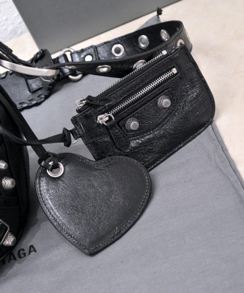 Le Cagole Xs Bucket Bag White/Black/Light Black/Grey/Light Grey For Women 7.8in/20 cm 7024311VG9Y9104