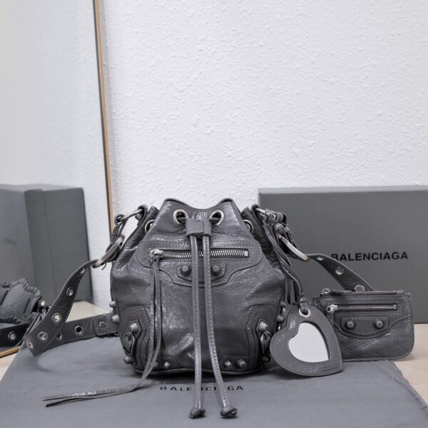 Le Cagole Xs Bucket Bag White/Black/Light Black/Grey/Light Grey For Women 7.8in/20 cm 7024311VG9Y9104