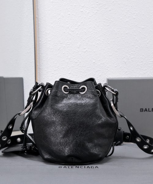 Le Cagole Xs Bucket Bag White/Black/Light Black/Grey/Light Grey For Women 7.8in/20 cm 7024311VG9Y9104