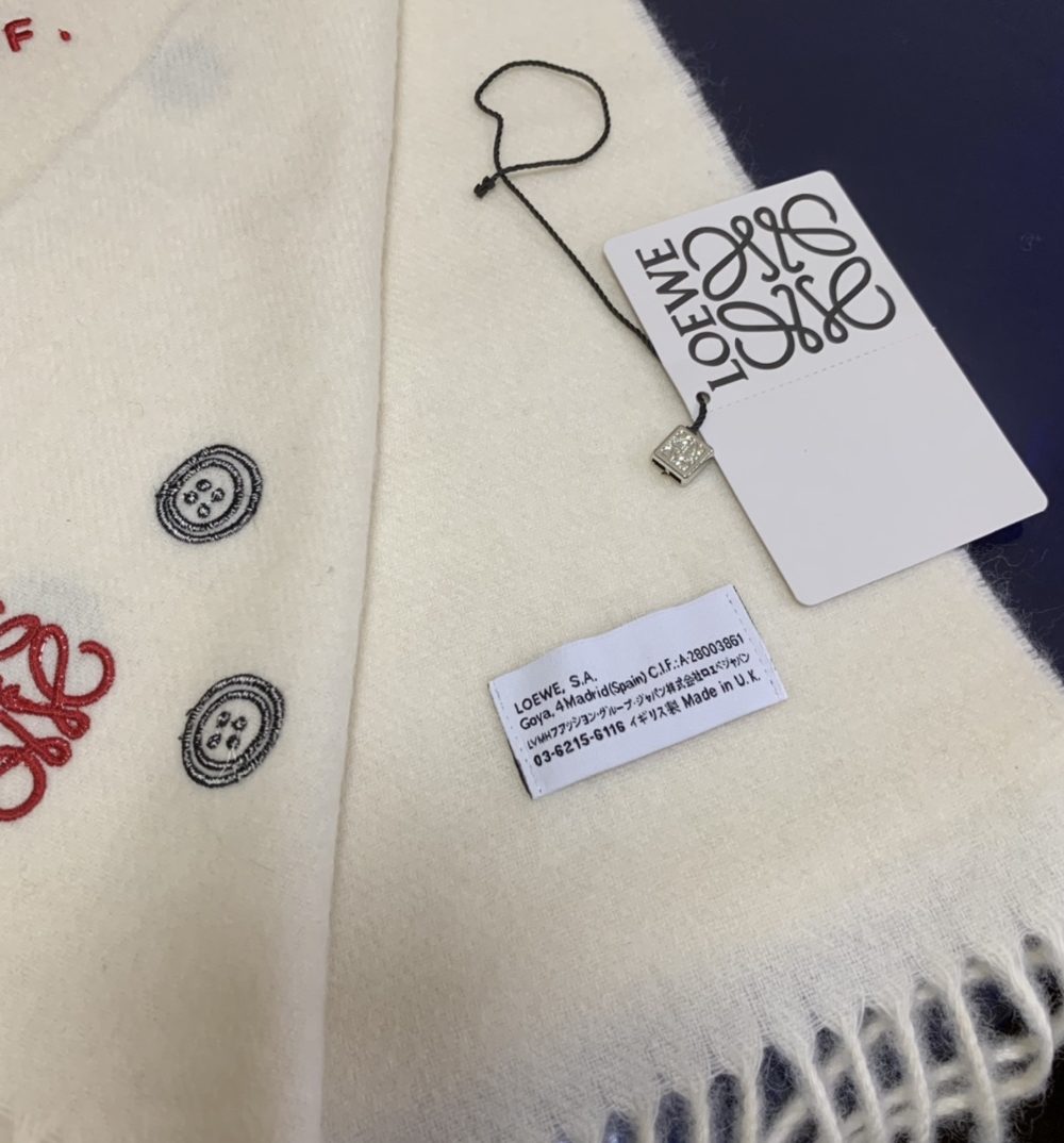 Loewe Button White Scarf 180cm/71in