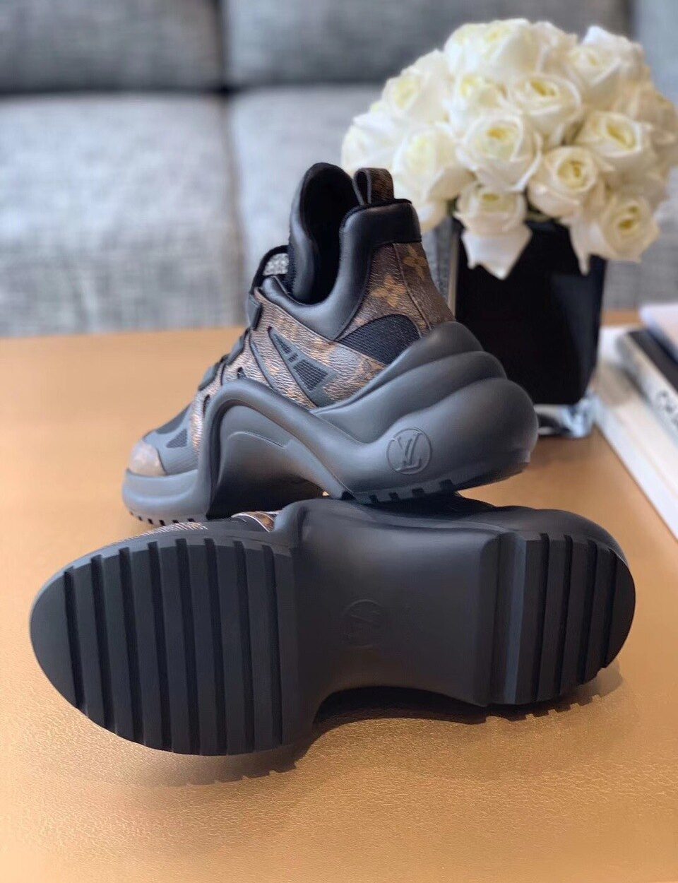 Louis Vuitton Archlight Sneakers Calfskin Leather Fall/Winter 2019 Collection 1A589P Black/Brown