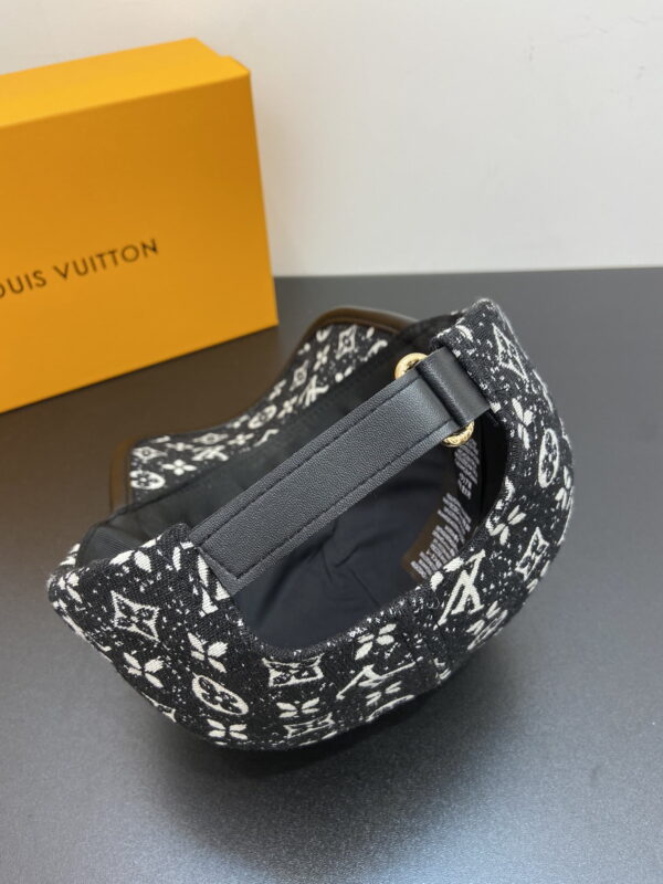 Louis Vuitton Be My Cap Black LV Cap