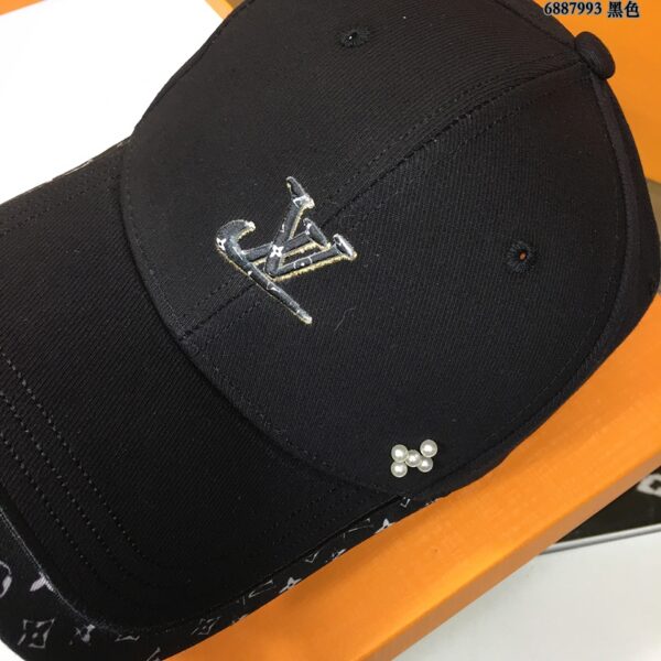 Louis Vuitton Be My Cap Black LV Cap