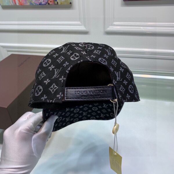 Louis Vuitton Be My Cap Black LV Cap