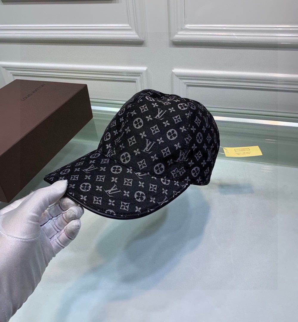 Louis Vuitton Be My Cap Black LV Cap