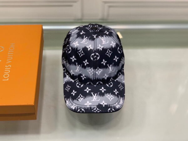 Louis Vuitton Be My Cap Black LV Cap