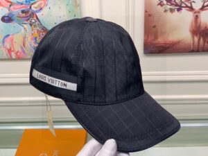 Louis Vuitton Be My Cap Black LV Cap