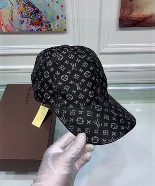 Louis Vuitton Be My Cap Black LV Cap