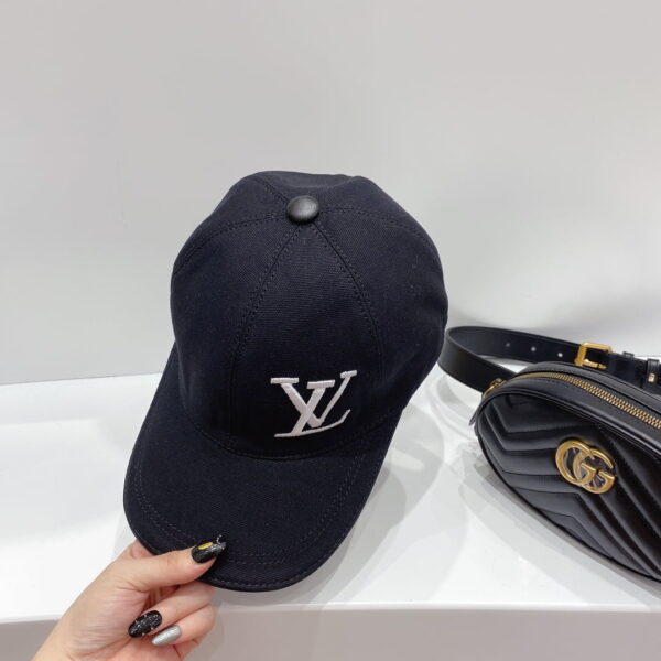 Louis Vuitton Be My Cap Black LV Cap