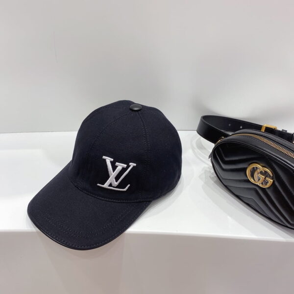 Louis Vuitton Be My Cap Black LV Cap