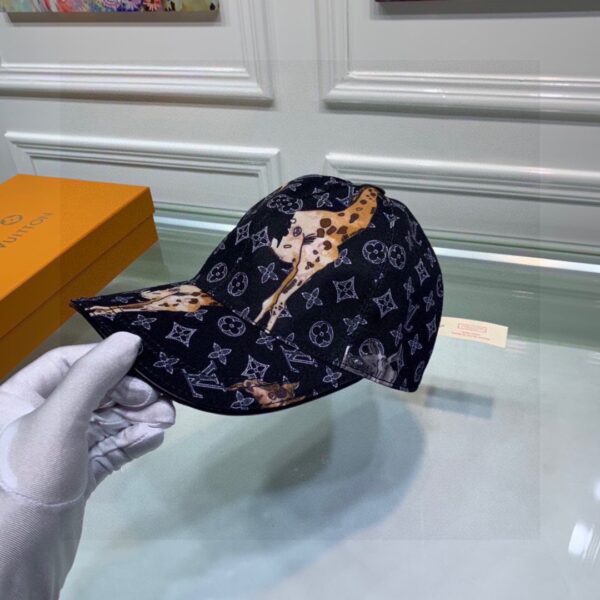 Louis Vuitton Be My Cap Black LV Cap