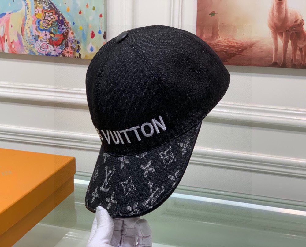 Louis Vuitton Be My Cap Black LV Cap