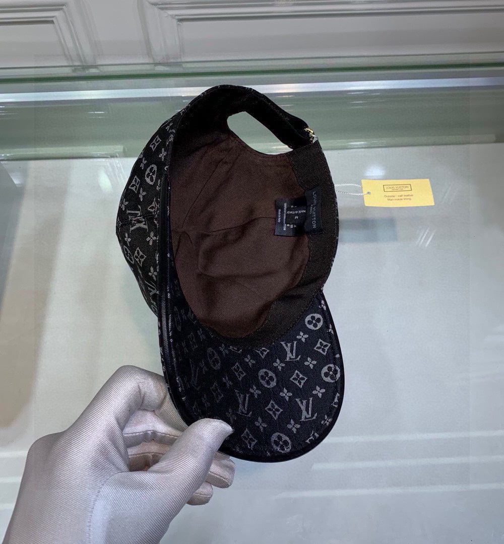 Louis Vuitton Be My Cap Black LV Cap