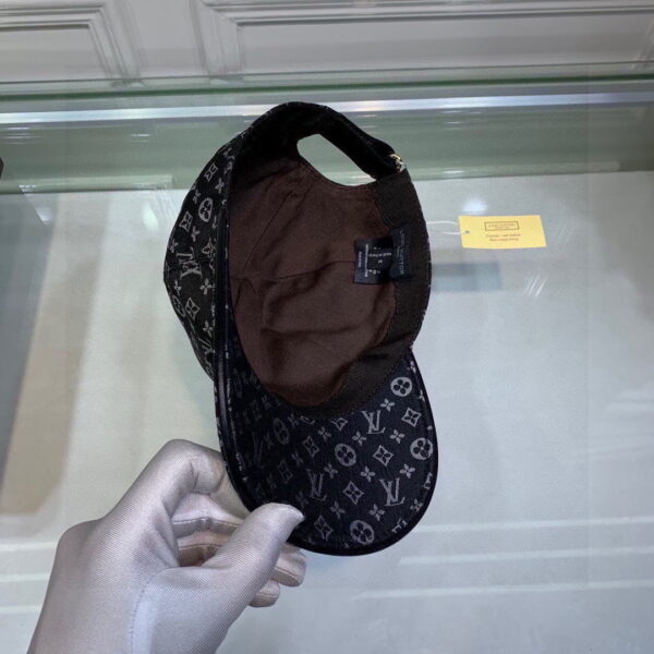 Louis Vuitton Be My Cap Black LV Cap