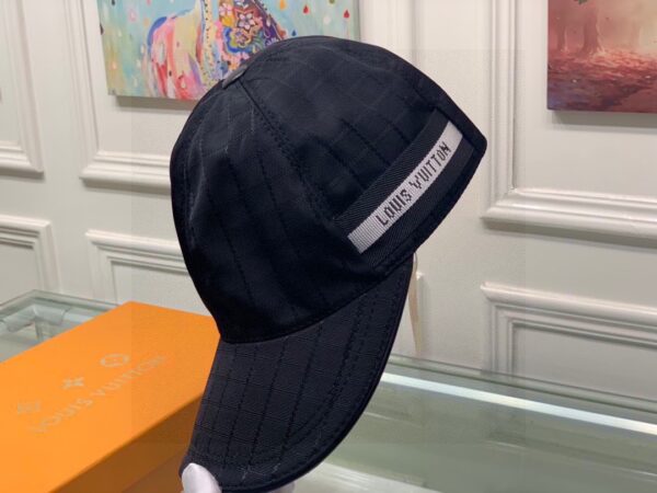 Louis Vuitton Be My Cap Black LV Cap