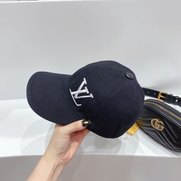 Louis Vuitton Be My Cap Black LV Cap
