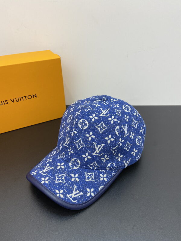 Louis Vuitton Be My Cap Blue LV Cap