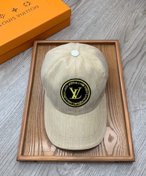 Louis Vuitton Be My Cap In Beige