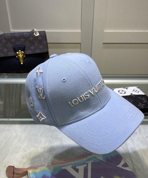 Louis Vuitton Be My Cap In Blue