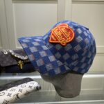 Louis Vuitton Be My Cap In Blue