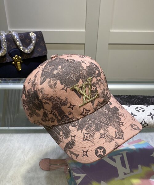 Louis Vuitton Be My Cap In Pink
