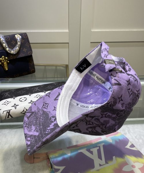 Louis Vuitton Be My Cap In Purple