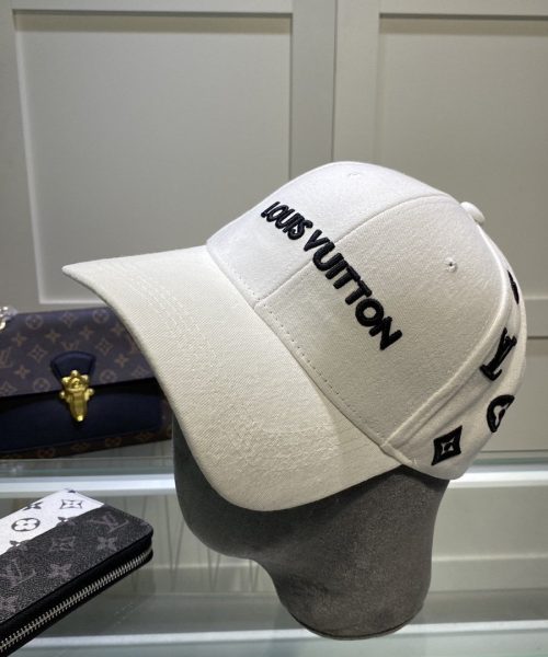Louis Vuitton Be My Cap In White