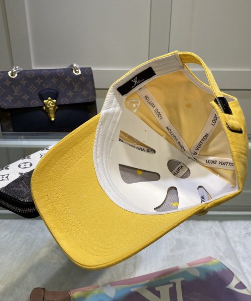 Louis Vuitton Be My Cap In Yellow
