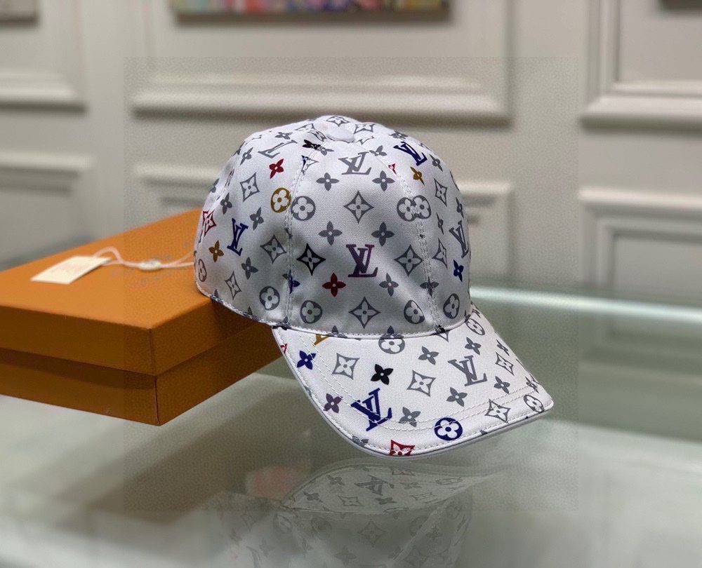 Louis Vuitton Be My Cap White LV Cap