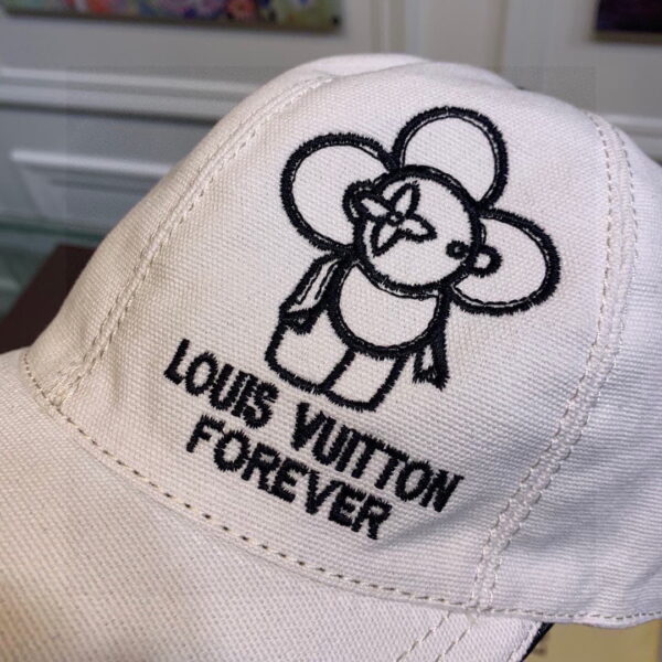 Louis Vuitton Be My Cap White LV Cap