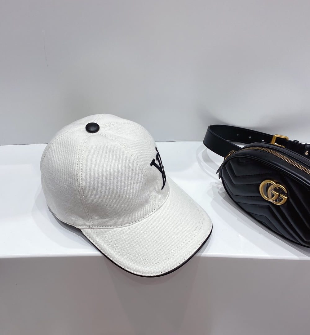 Louis Vuitton Be My Cap White LV Cap