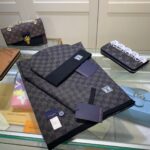 Louis Vuitton Beanie & Scarf Set In Black 