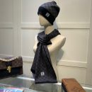 Louis Vuitton Beanie & Scarf Set In Black 