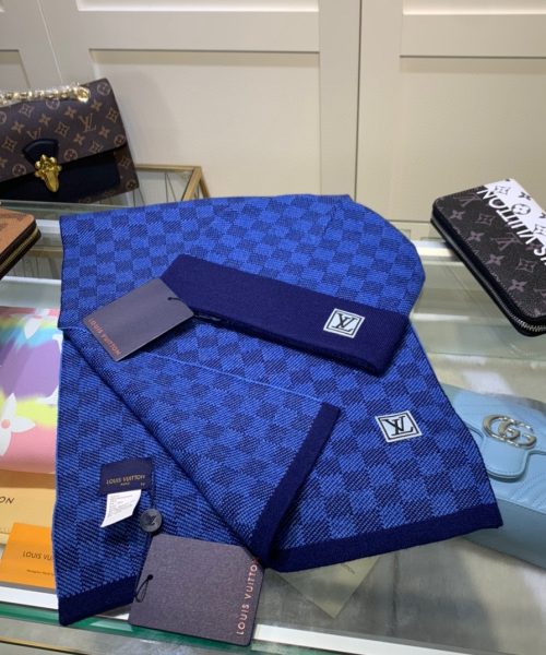 Louis Vuitton Beanie & Scarf Set In Blue 
