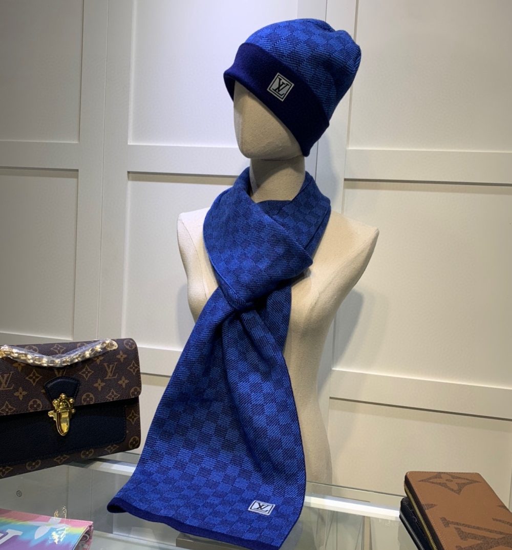 Louis Vuitton Beanie & Scarf Set In Blue 