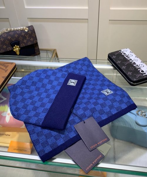 Louis Vuitton Beanie & Scarf Set In Blue 