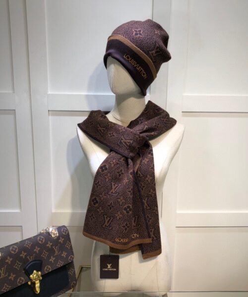 Louis Vuitton Beanie & Scarf Set In Brown