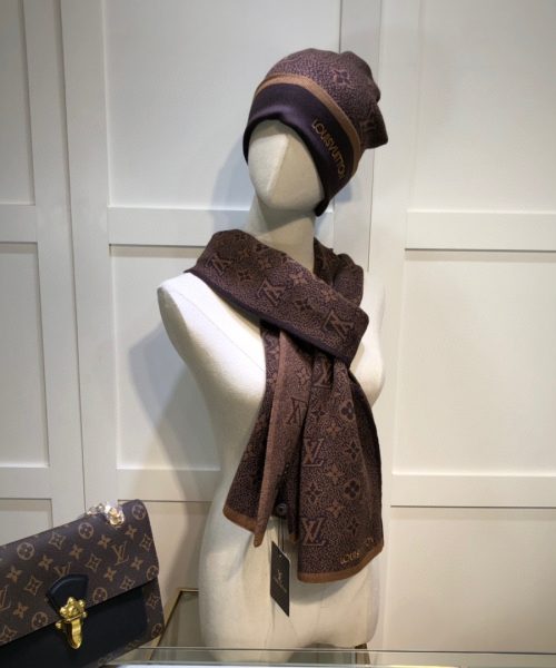 Louis Vuitton Beanie & Scarf Set In Brown 