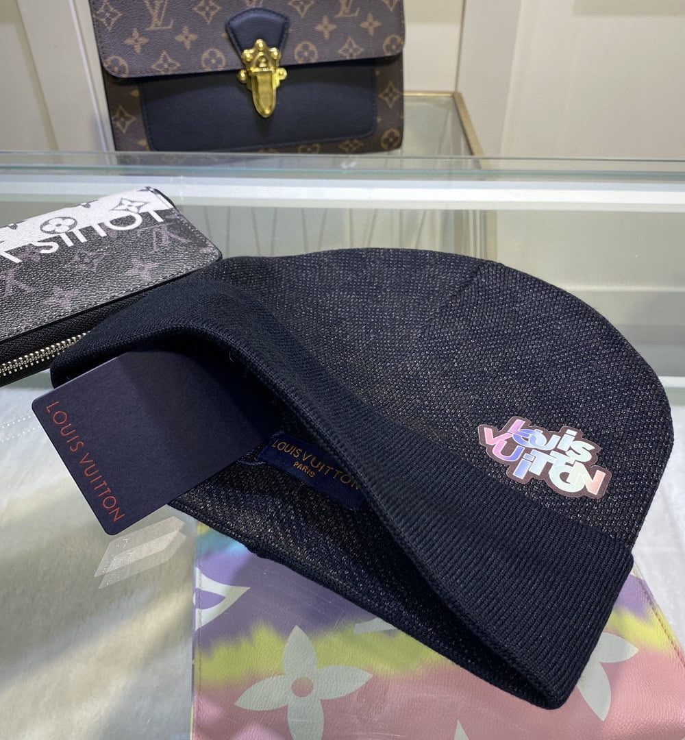 Louis Vuitton Beanie In Black LV Headwear