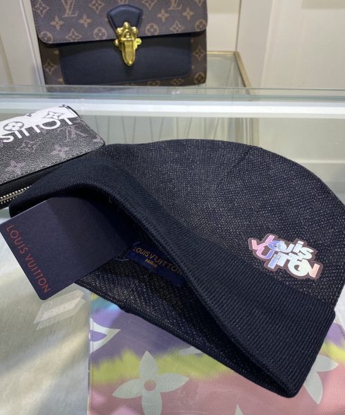 Louis Vuitton Beanie In Black LV Headwear